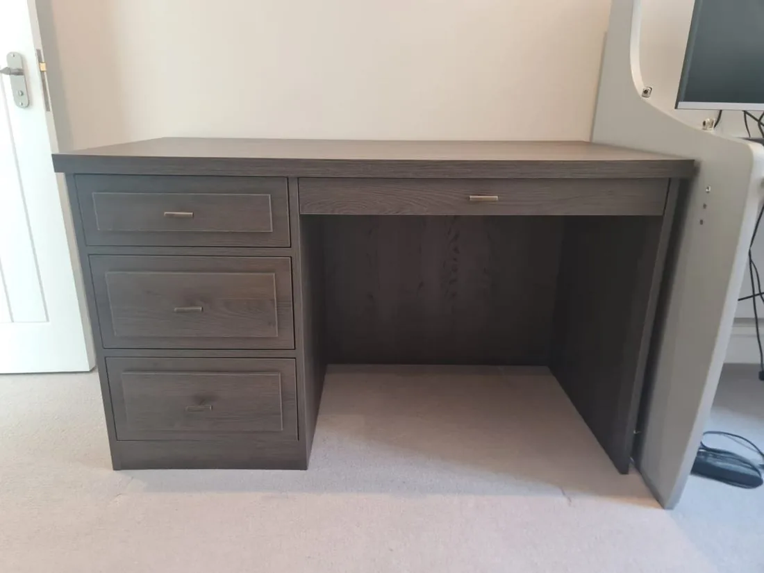 Bespoke fitted wardrobe