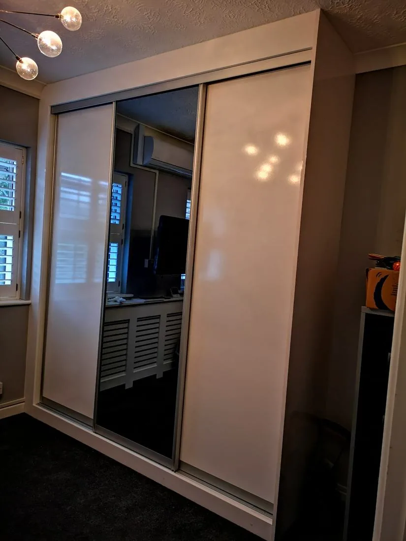 Bespoke fitted wardrobe