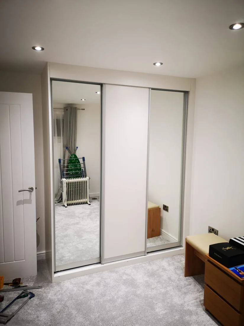 Bespoke fitted wardrobe