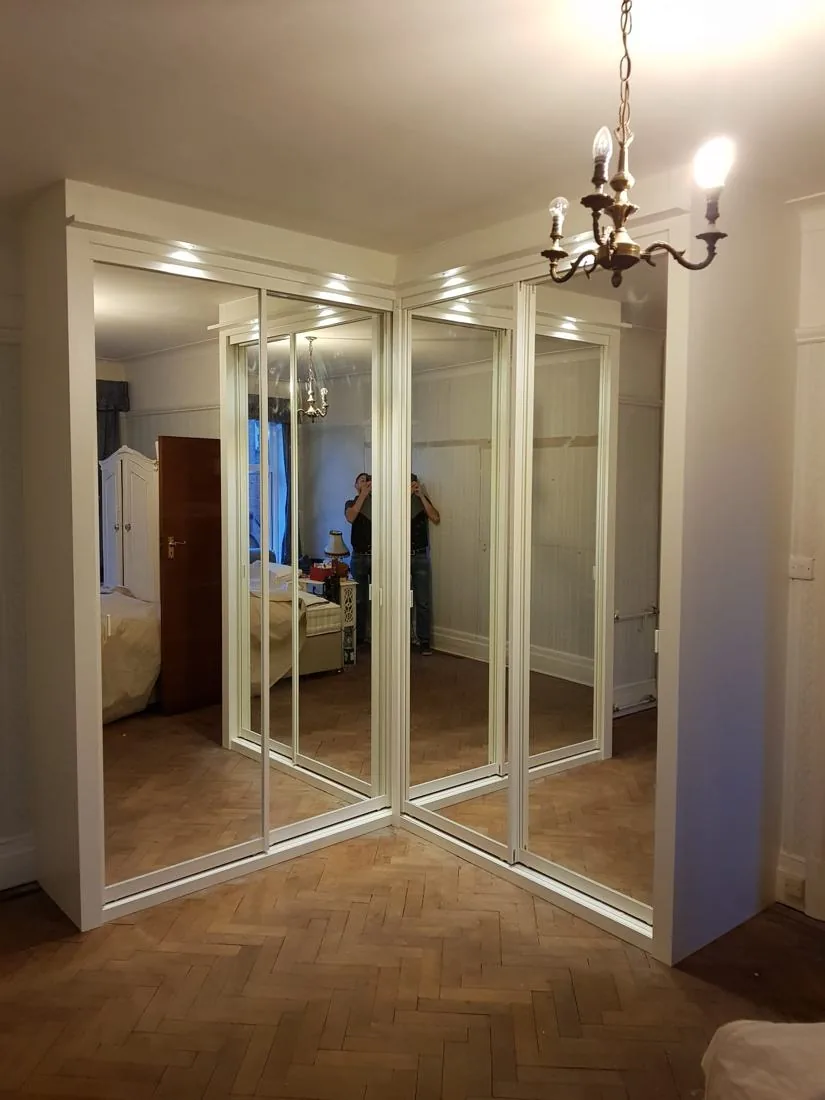 Bespoke fitted wardrobe