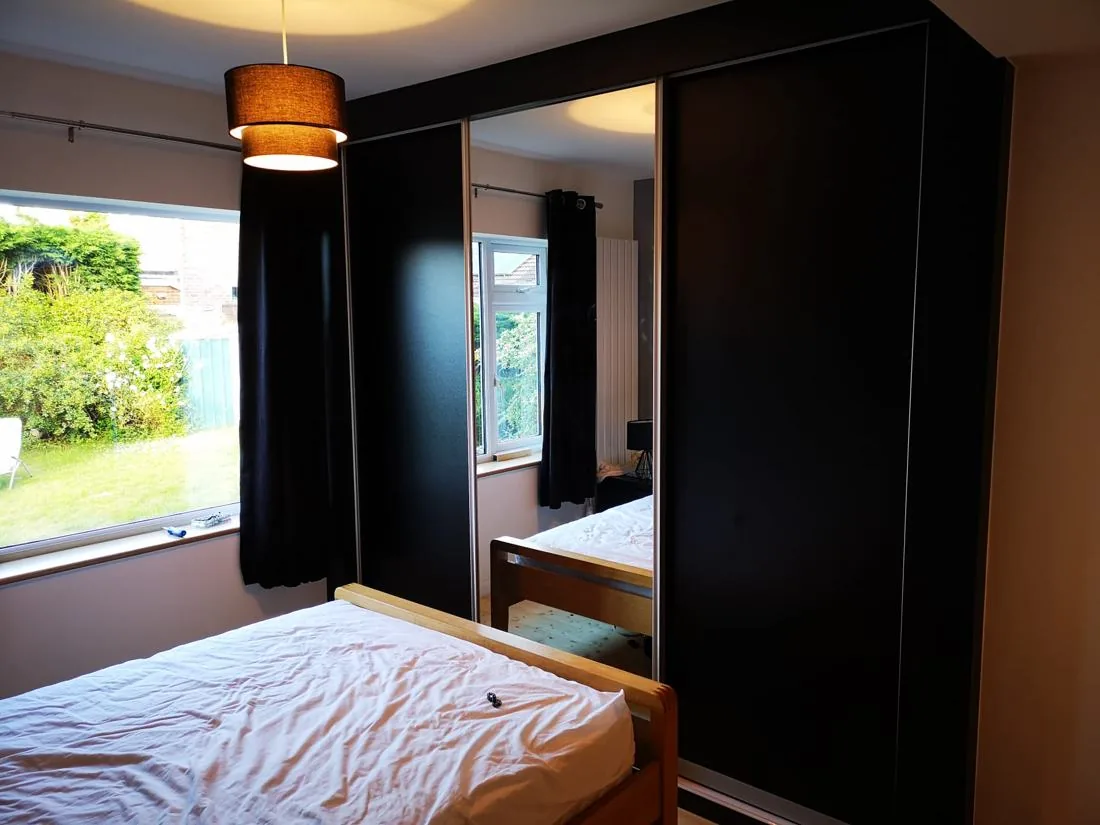 Bespoke fitted wardrobe